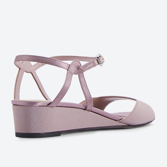 Charles & Keith Beige Low-Wedge Sandals - New - Picture 5 of 5